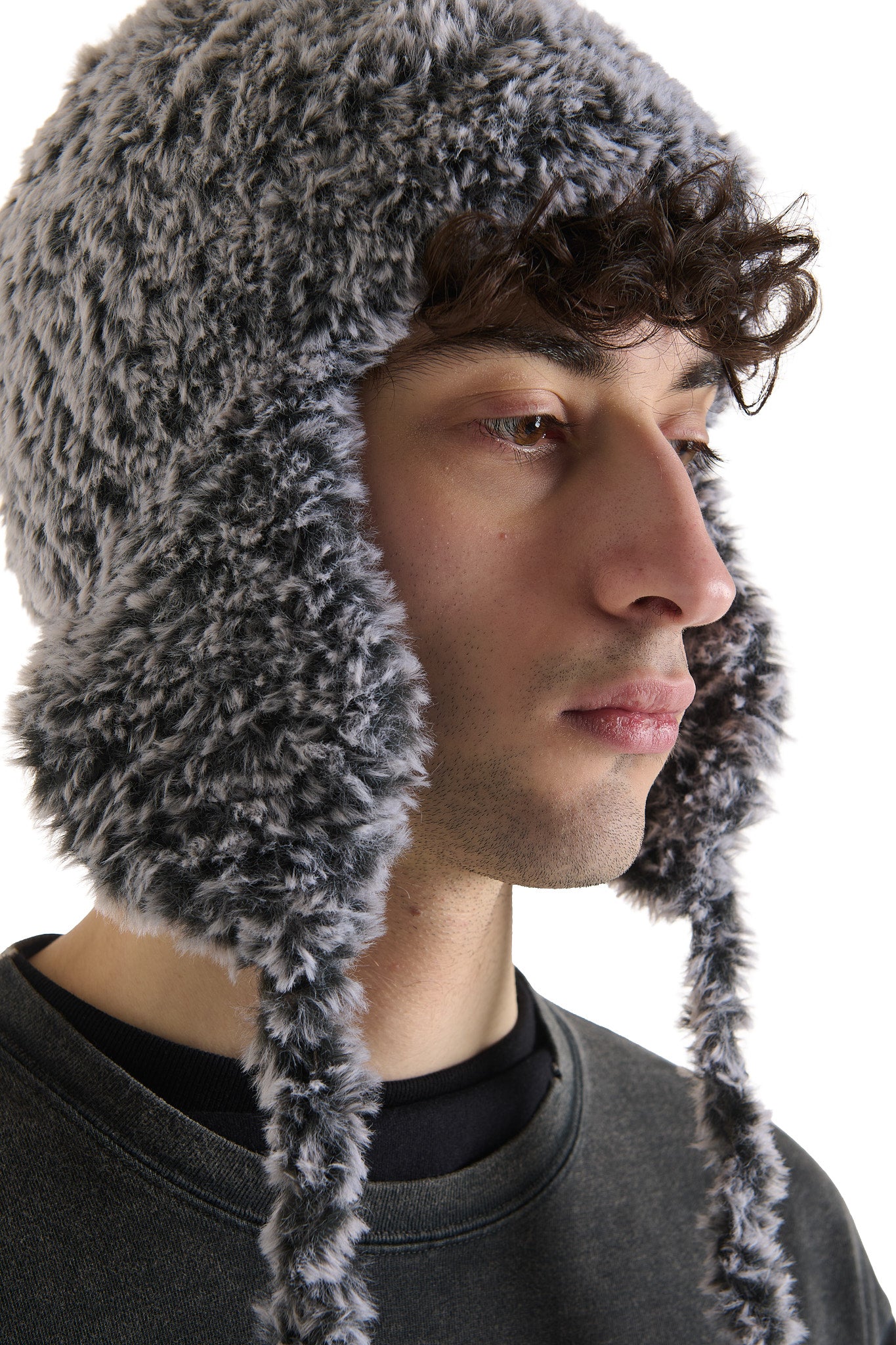 BEARSKIN GREY CAP