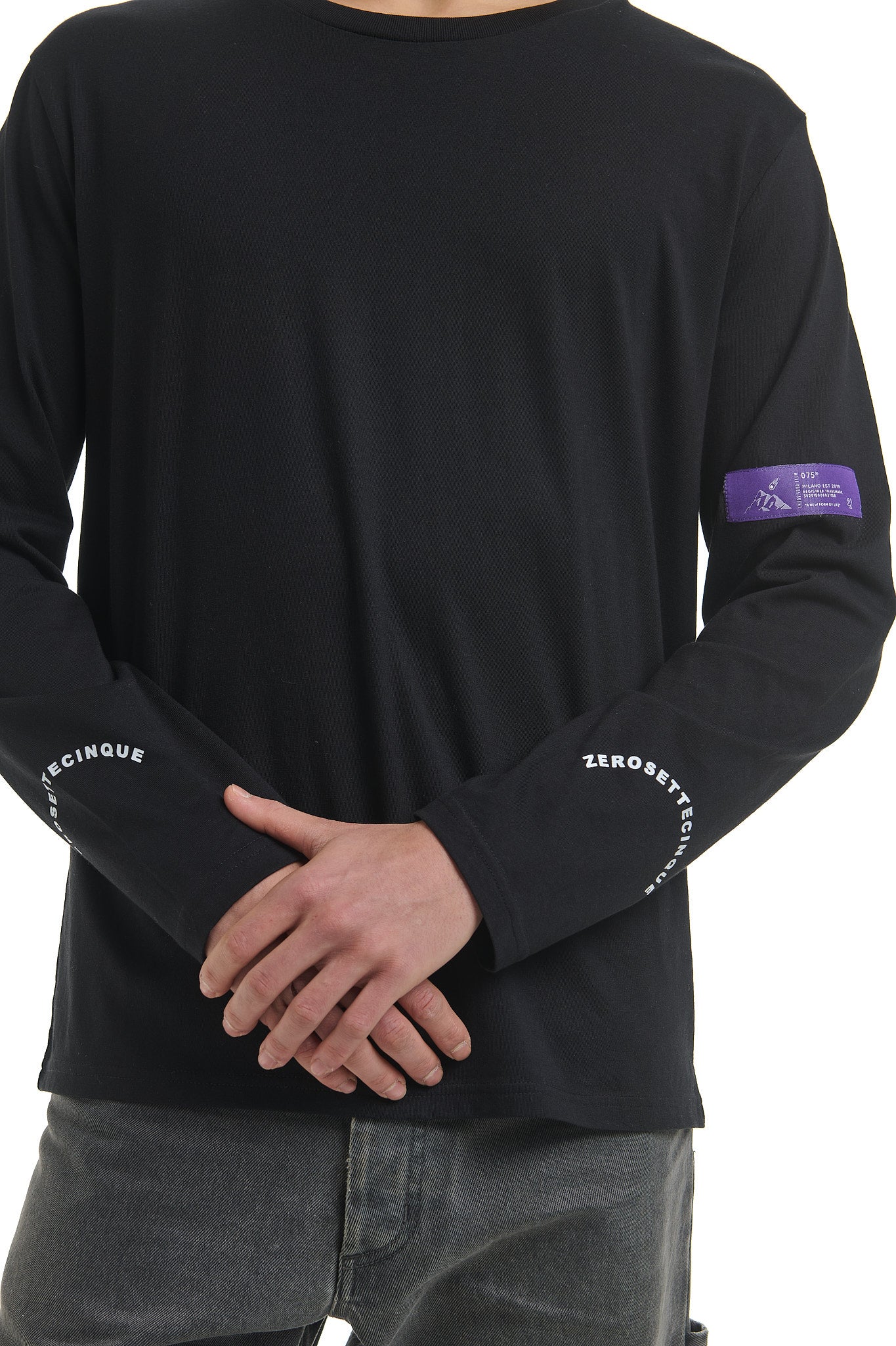 LABEL BLACK LONG SLEEVES T-SHIRT