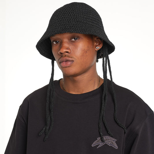 CROCHET BUCKET HAT BLACK