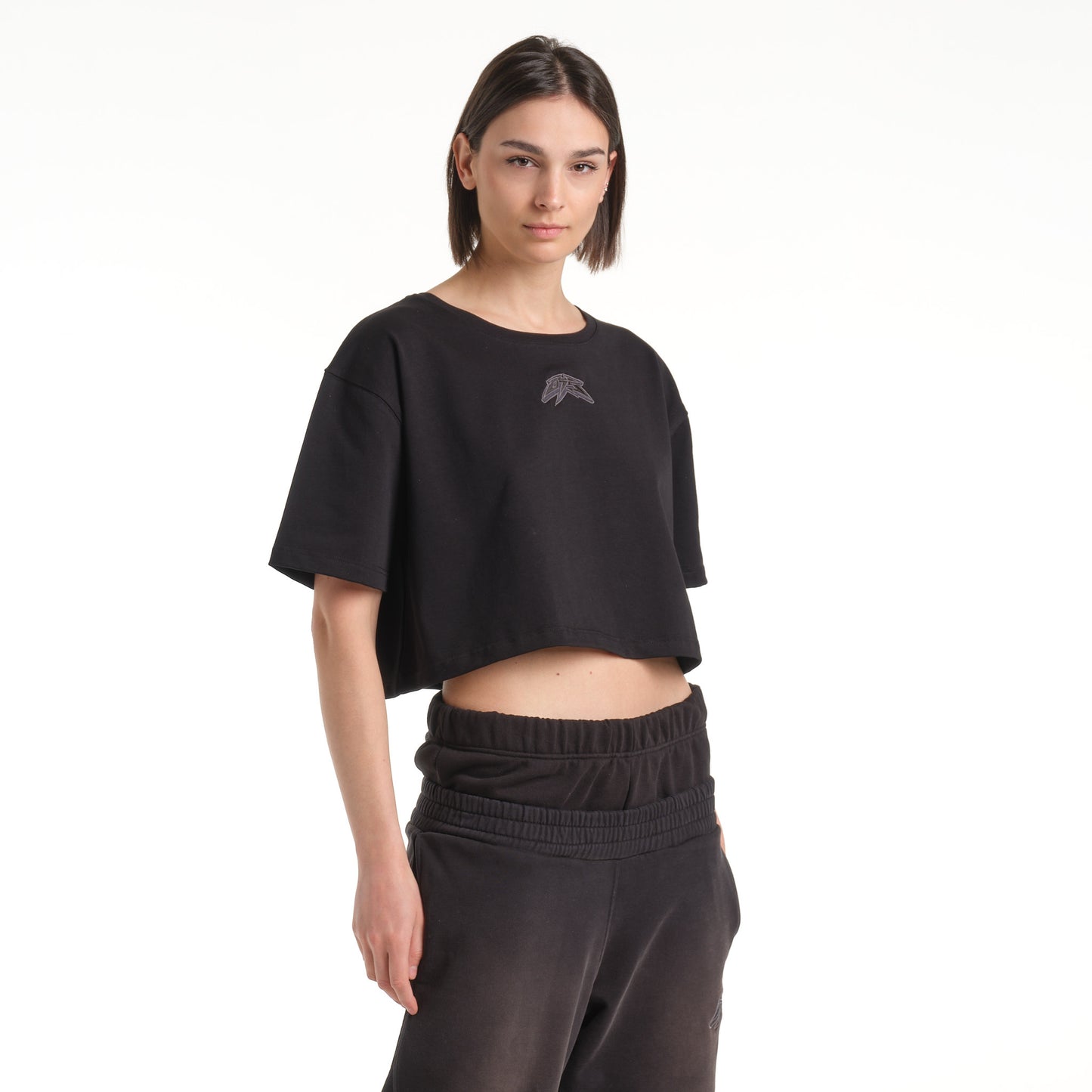 LOGO CROP-TOP BLACK T-SHIRT