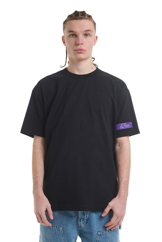 BASIC BLACK T-SHIRT